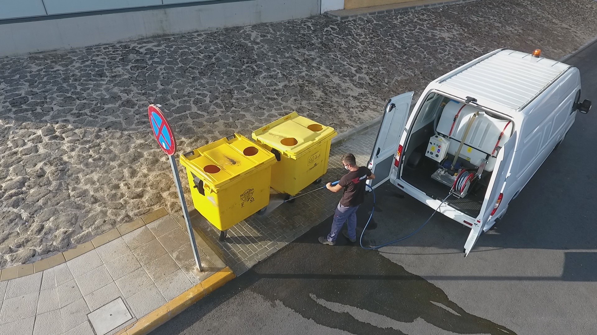 Hidrolimpiador sobre chasis Maxus en Madrid