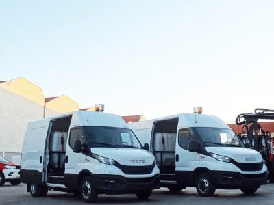Dos hidrolimpiadores para la UTE Atlántica