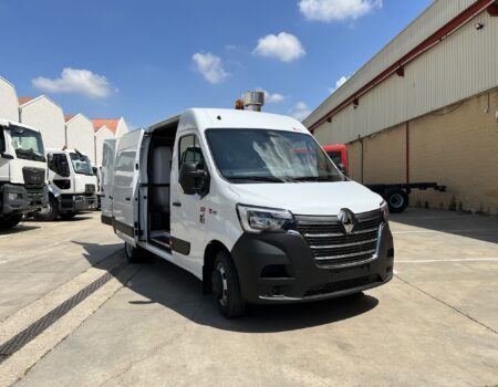 Hidrolimpiador con motor auxiliar para Urbaser Hidrolimpiador con motor auxiliar para Urbaser