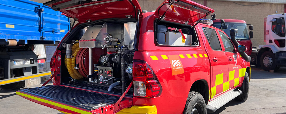 Autobomba todoterreno ligera Feniks para el Consorcio Provincial de Bombeos de Málaga