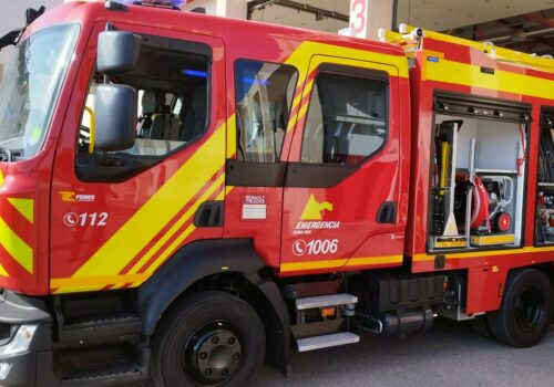 AUTOBOMBA URBANA MEDIA FENIKS PARA LOS BOMBEROS DE EMERGENCIA CIUDAD REAL Autobomba urbana media para Emergencia Ciudad Real