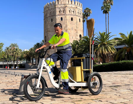 Triciclo Feniks para varias localidades Triciclo Feniks para varias localidades