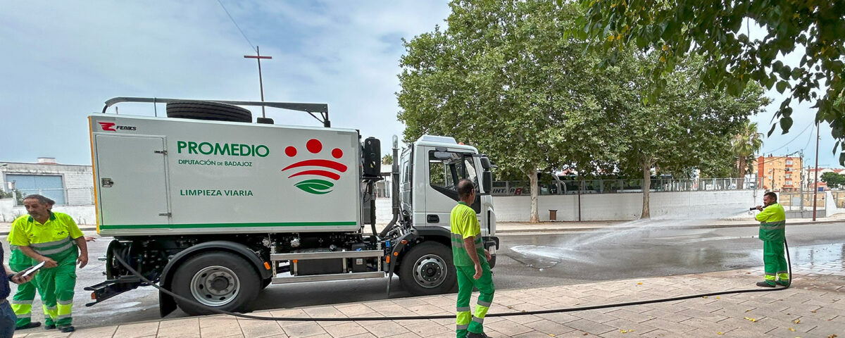 Baldeadora hidrostática Feniks para FCC en Zafra