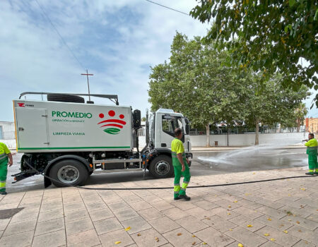 Baldeadora hidrostática Feniks para FCC en Zafra