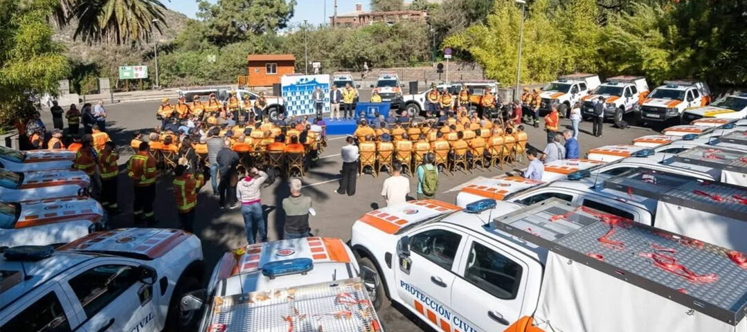AUTOBOMBA TODOTERRENO LIGERA FENIKS PARA PROTECCION CIVIL DE CABILDO GRAN CANARIA
