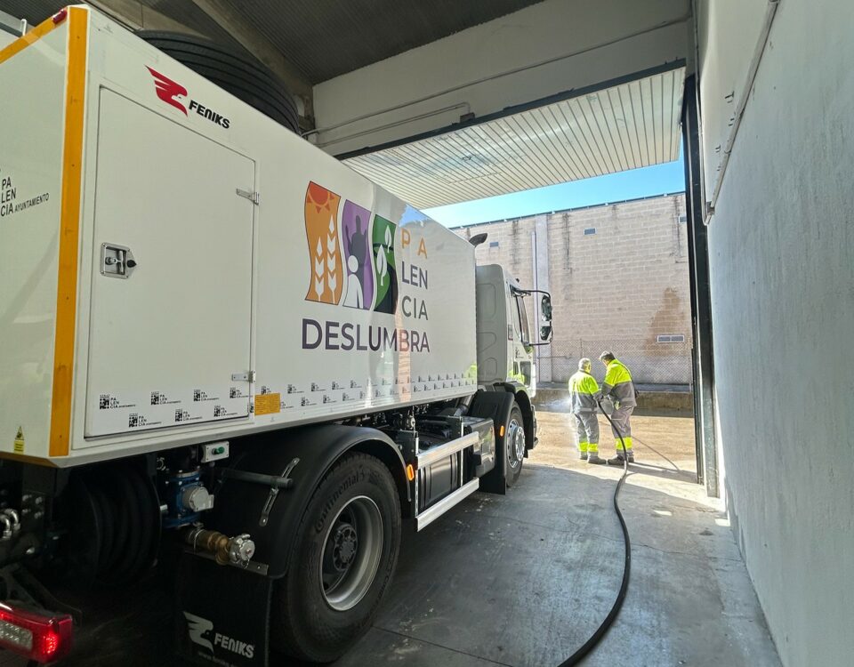 BALDEADORA HIDROSTATICA FENIKS PARA ACCIONA EN PALENCIA