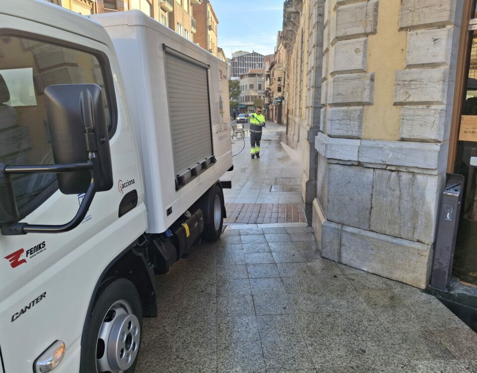 HIDROLIMPIADOR ALTA PRESION PARA ACCIONA EN LA BAÑEZA