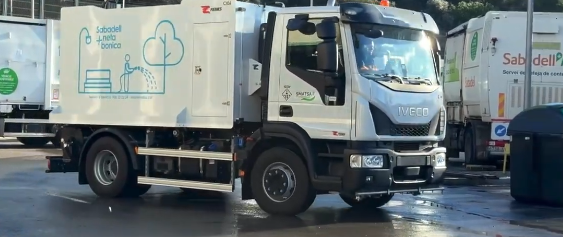 baldeadora hidrostática Feniks para limpieza urbana