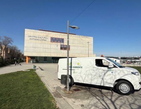 LPP ELECTRICO ACCIONA COSLADA (3) Lavapapeleras eléctrico Feniks para limpieza urbana de Coslada